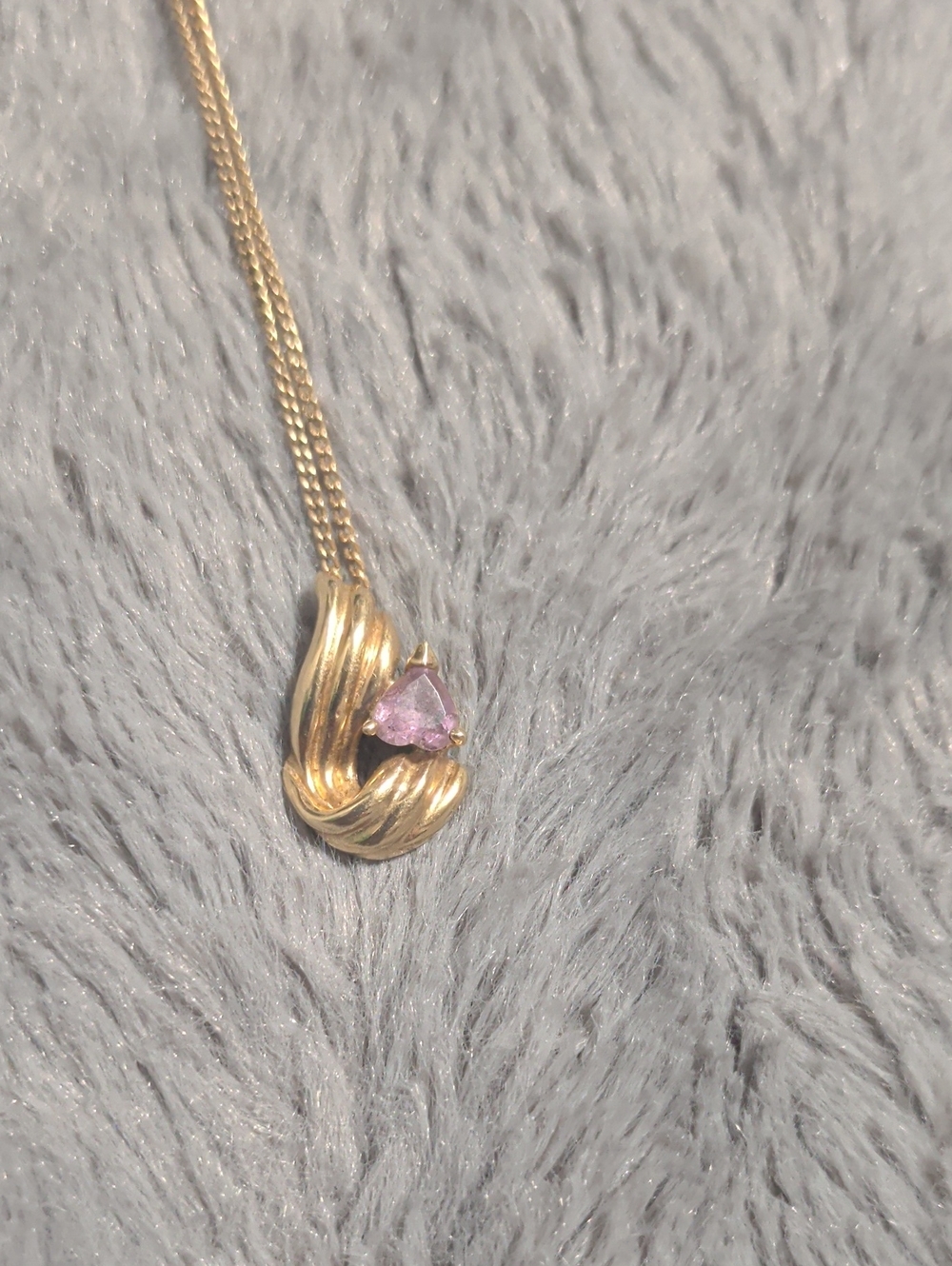 Vintage 10k Gold Swirl Amethyst Pendant Necklace.